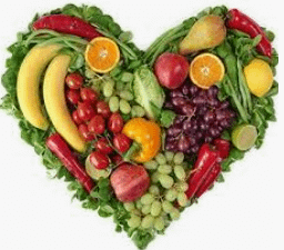 Vitamines de fruits en forme de coeur